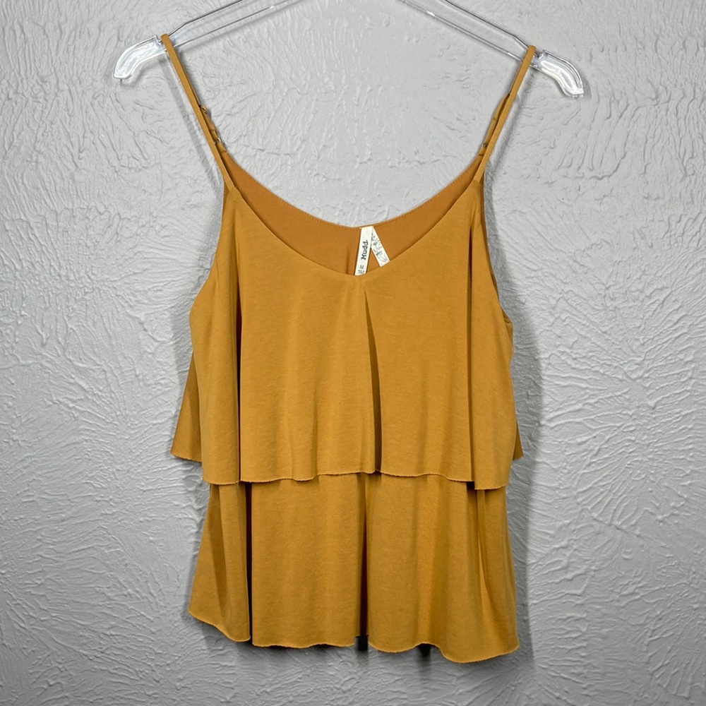 Mudd Dark Mustard Yellow Tiered Tank Top Women's Size Medium